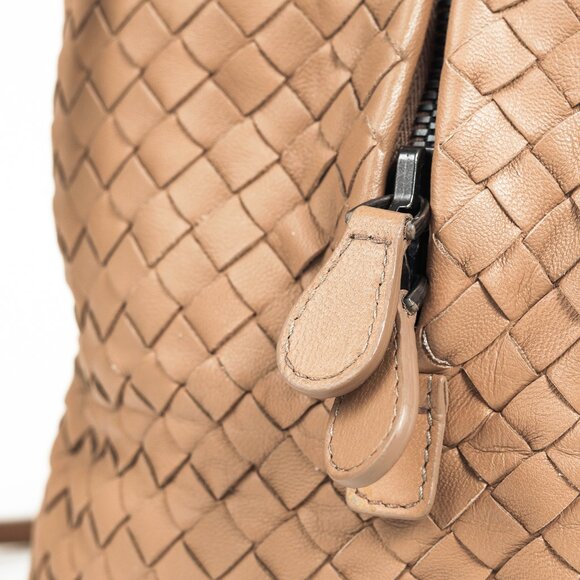 Bottega Veneta Light Brown Intrecciato Leather Box Bag - Picture 10 of 13